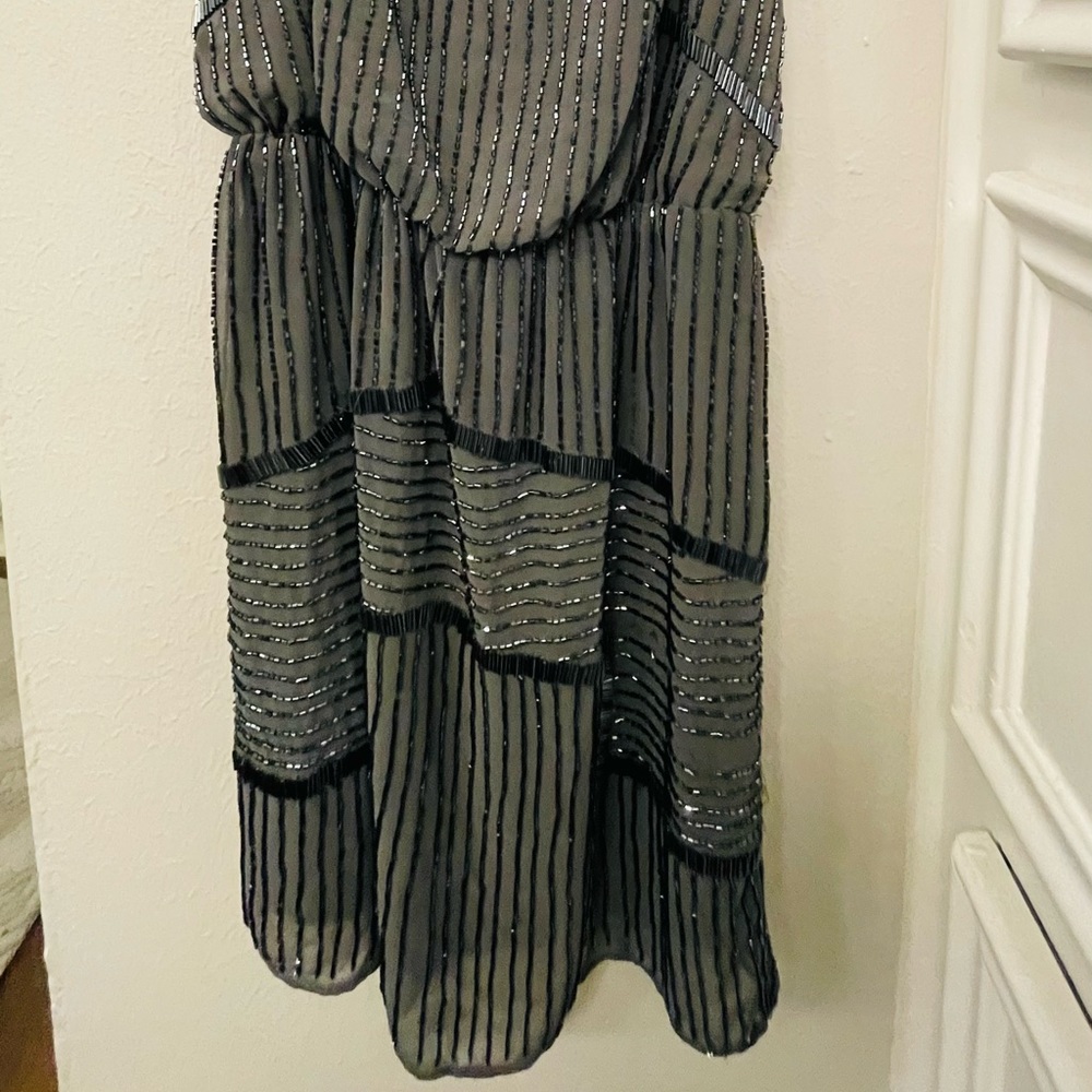 Size 2 NWT Walter Baker Grey sequin cross back midi dress